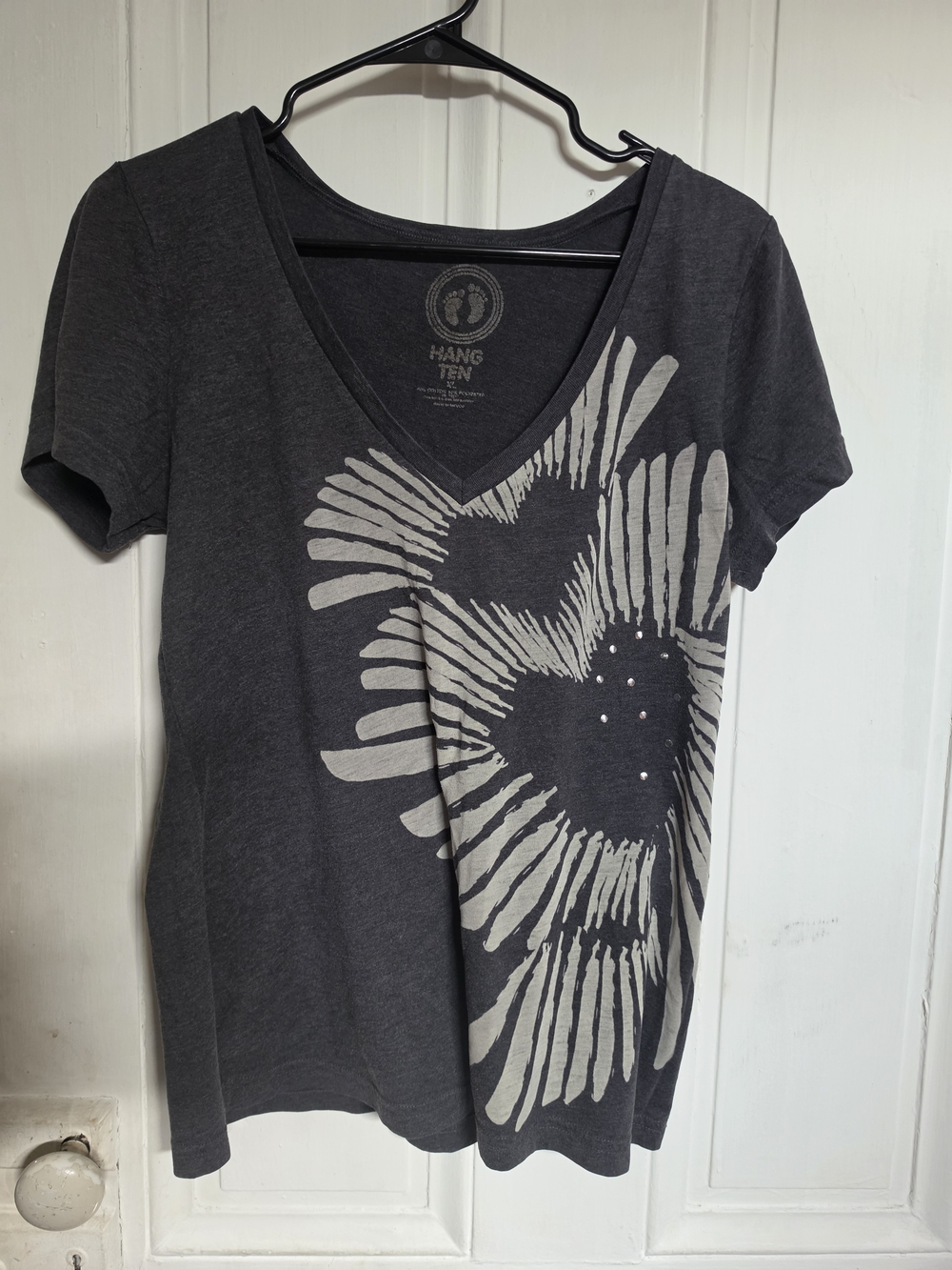 Hang Ten Charcoal V-Neck Tee with Light Gray Floral Heart Graphic